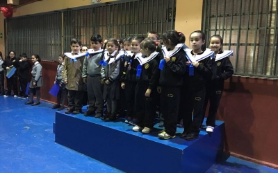 Niños del 1° ciclo del LSMF realizan homenaje a las Glorias Navales