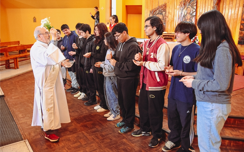 Oración de Envío para los jóvenes que asistirán a Campo Bosco